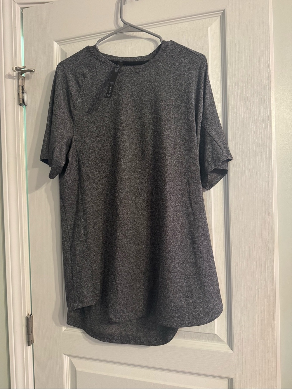 lululemon athletica Men's Heather Charcoal Short Sleeve Performance Tee